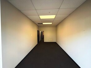 1030 Collier Center Way, Naples, FL à louer Photo intérieure- Image 2 de 8