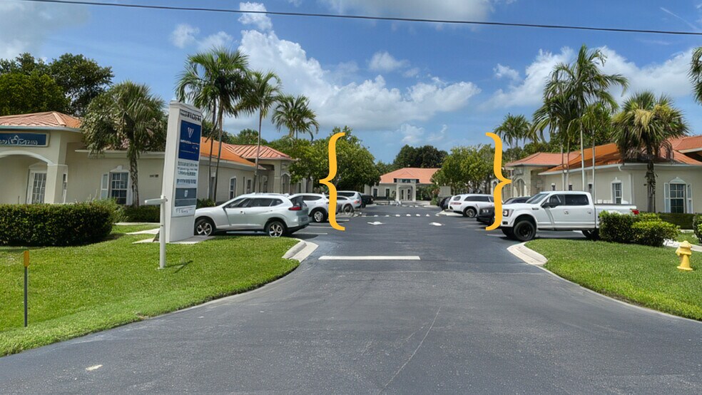 12336 Tamiami Trl, Naples, FL à vendre - Photo du bâtiment - Image 3 de 9