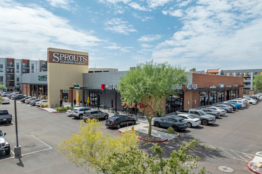 3320 N 7th Ave, Phoenix, AZ for lease - Primary Photo - Image 1 of 5