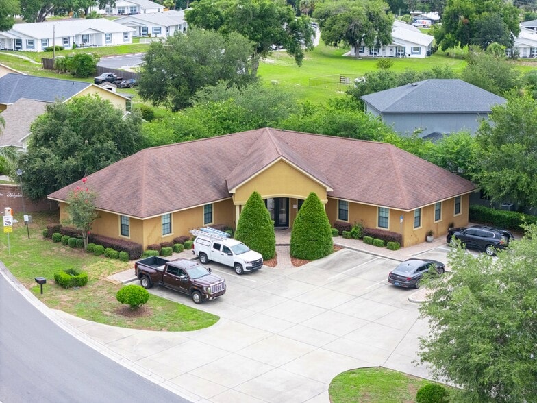 5908 Hillside Heights Dr, Lakeland, FL à vendre - Photo du bâtiment - Image 1 de 21