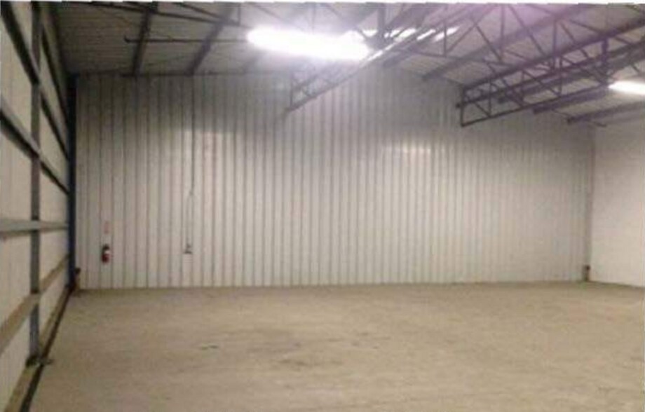 1475 S State St, Ukiah, CA à louer - Photo principale - Image 1 de 1