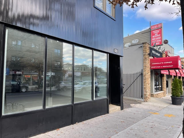 7111 Grand Ave, Maspeth, NY à louer - Photo du bâtiment - Image 3 de 16