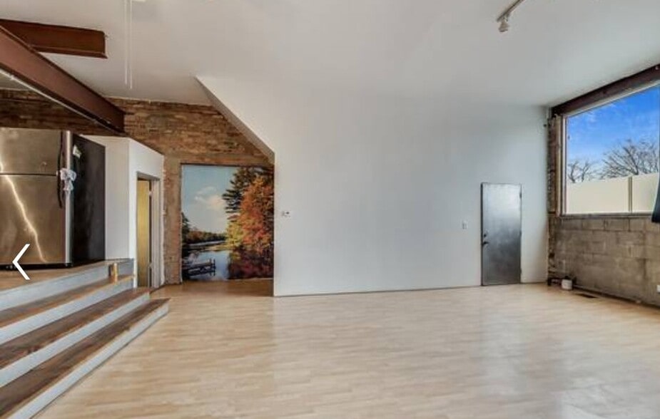 3000 W Chicago Ave, Chicago, IL for lease - Building Photo - Image 2 of 7