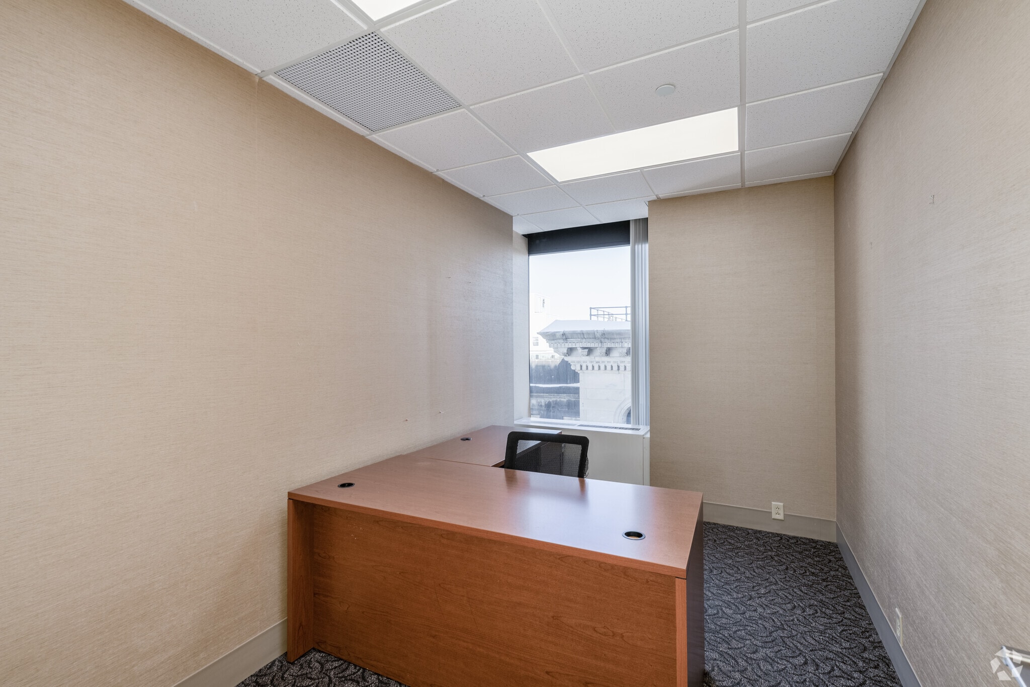 370 Main St, Worcester, MA à louer Photo intérieure- Image 1 de 2