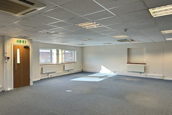 Unit 1, Cordwallis House, Cordwallis Street, Maidenhead for lease Interior Photo- Image 1 of 3