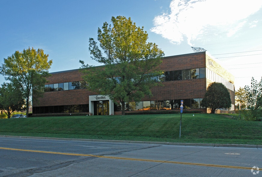 6133 Baker Rd, Minnetonka, MN for sale - Building Photo - Image 2 of 4