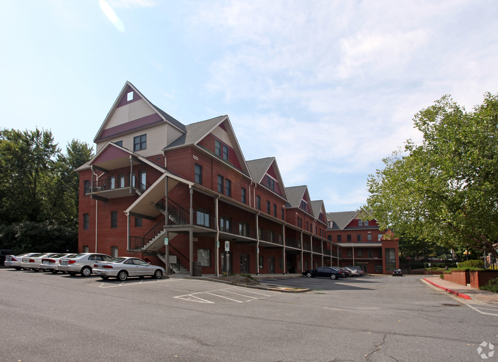 525-545 Main St, Laurel, MD for lease Primary Photo- Image 1 of 11