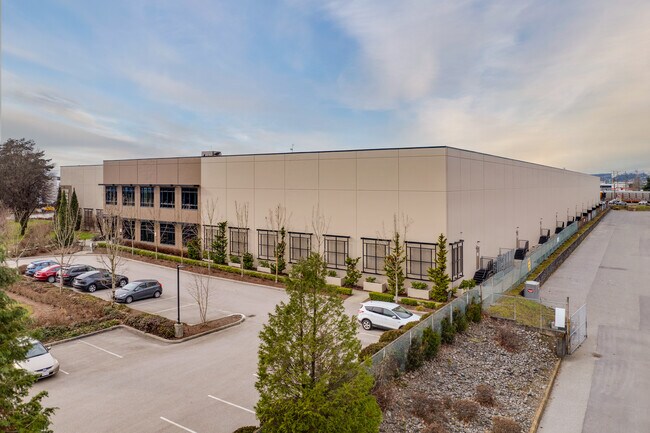 Plus de détails pour 1005 Derwent Way, Delta, BC - Industriel à louer