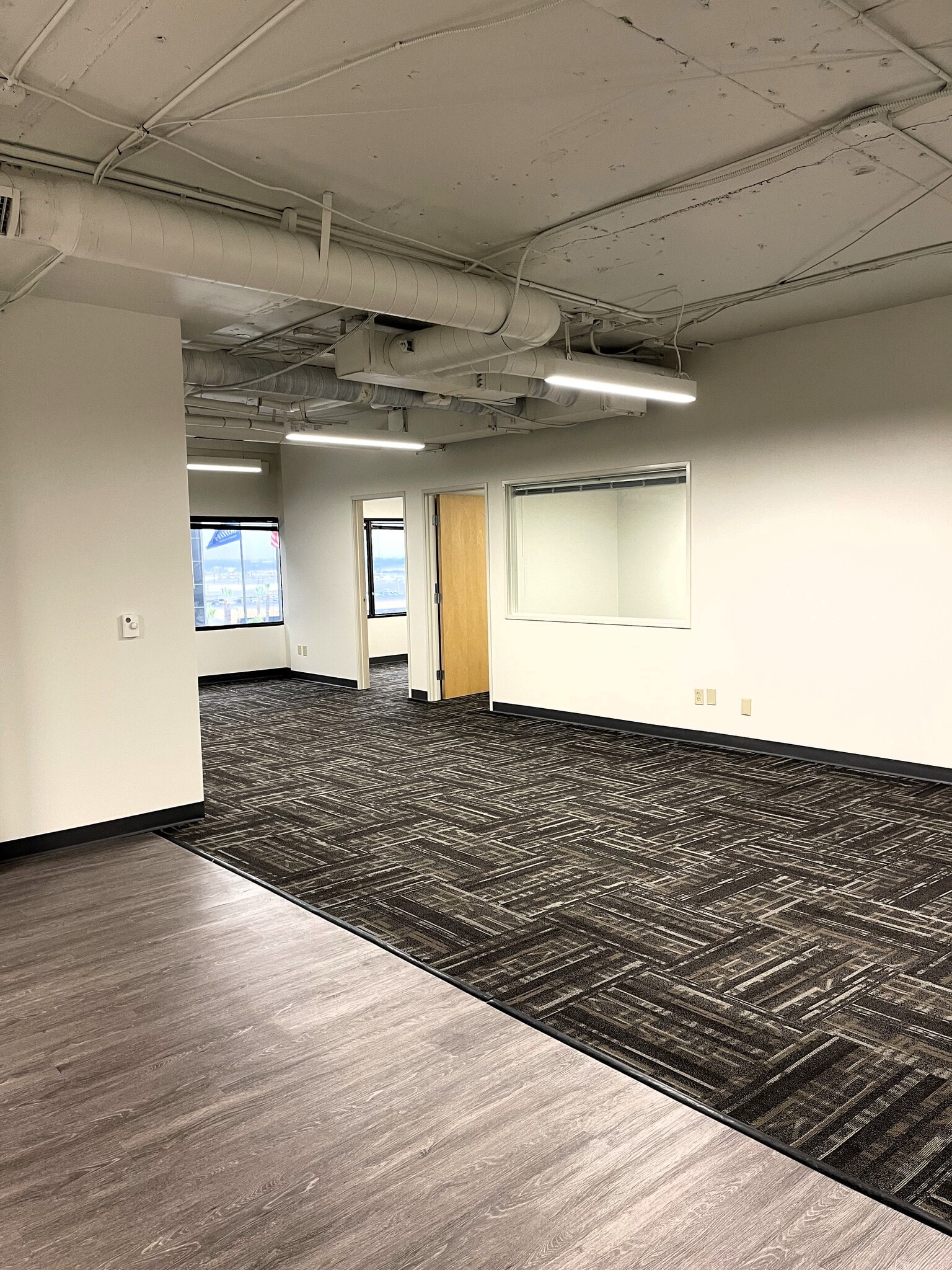 5757 W Century Blvd, Los Angeles, CA for lease Interior Photo- Image 1 of 6