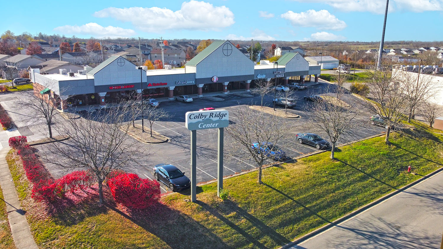 236-240 Redwing Rd, Winchester, KY for lease Building Photo- Image 1 of 7