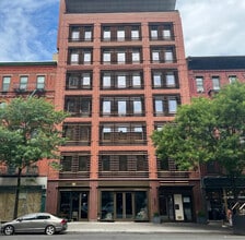 470 Columbus Ave, New York, NY à louer Photo du bâtiment- Image 2 de 3