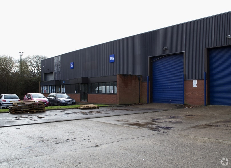 15A-15C Deans Rd, Milton Keynes for sale - Building Photo - Image 3 of 6
