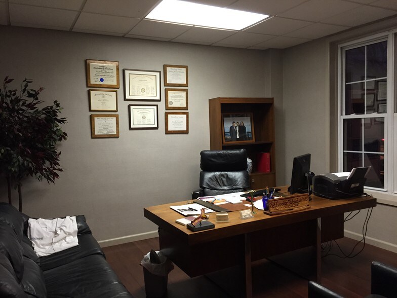 4512 Jf Kennedy Blvd, North Bergen, NJ à louer - Photo intérieure - Image 2 de 5