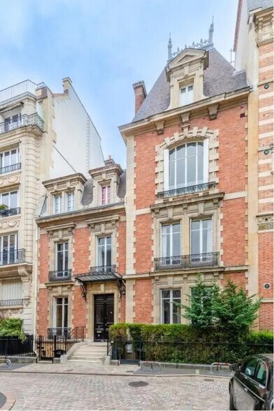 Bureau dans Paris à vendre - Photo du bâtiment - Image 2 de 11