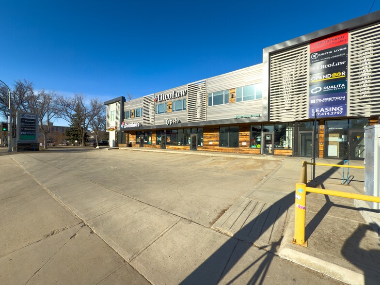 8402 109 St NW, Edmonton, AB for sale - Building Photo - Image 3 of 23