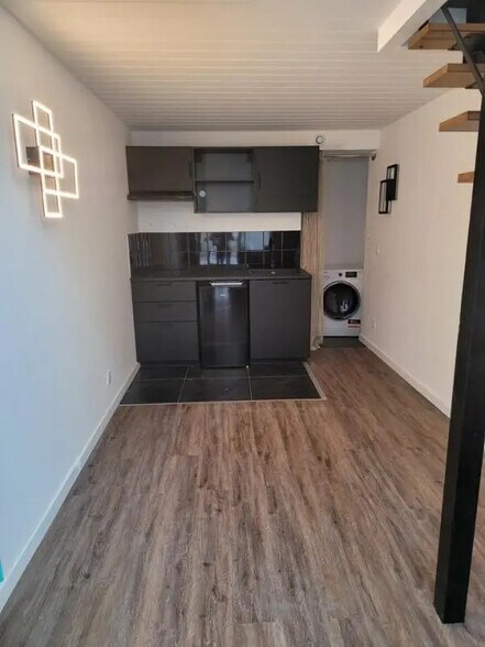 Commerce de détail dans Villeurbanne à vendre - Photo intérieure - Image 2 de 6