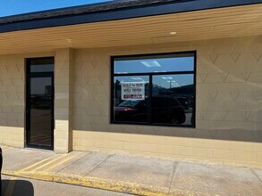 1930 E 20th Pl, Scottsbluff, NE à louer Photo intérieure- Image 1 de 7