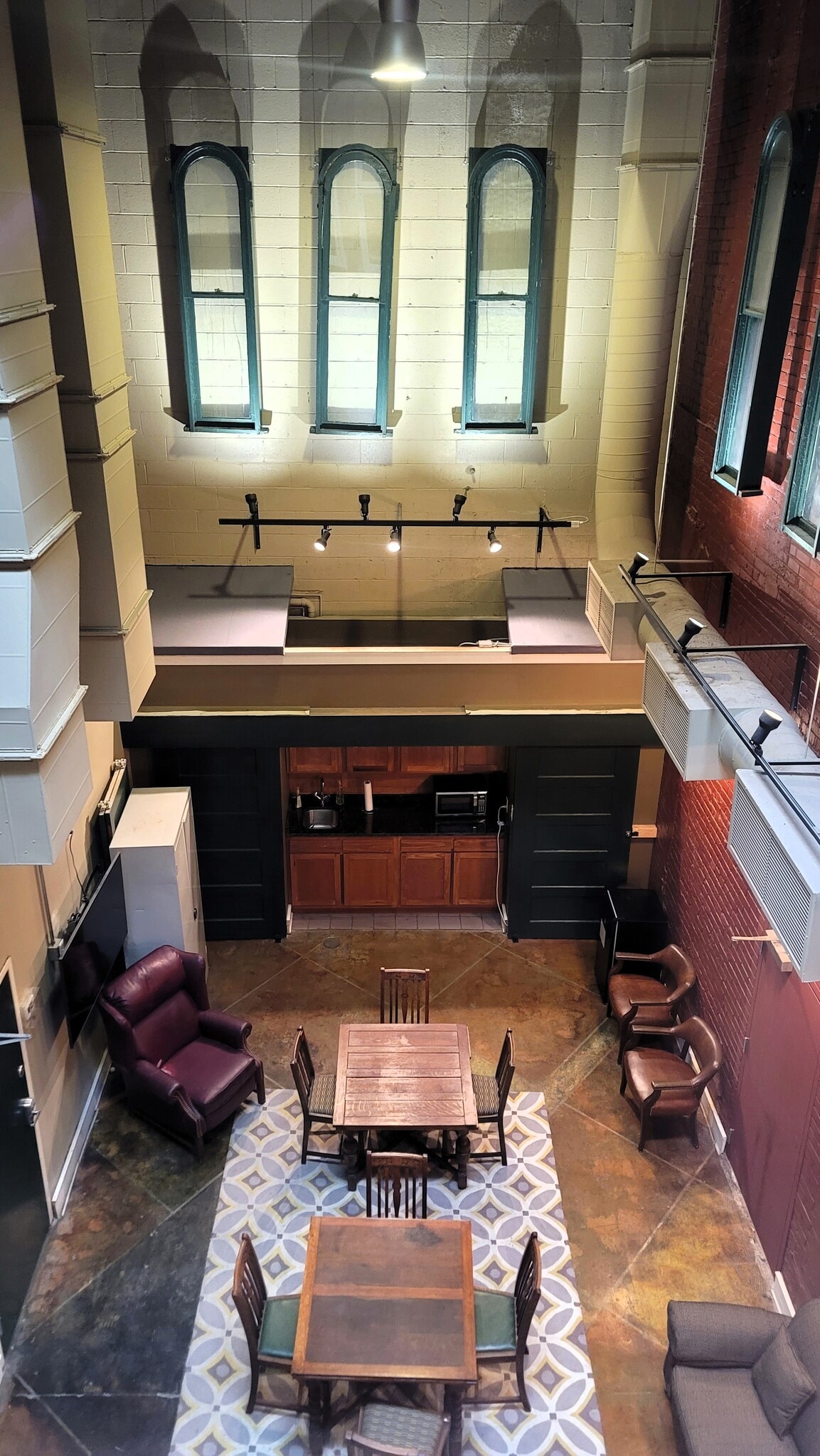 14 S Main St, Greenville, SC for lease Building Photo- Image 1 of 2