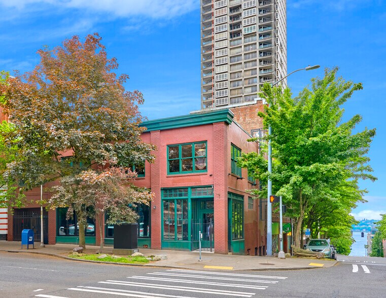 2131-2137 2nd Ave, Seattle, WA à vendre - Photo du bâtiment - Image 1 de 5