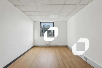 51-55 Rue Hoche, Ivry-sur-Seine for lease Interior Photo- Image 2 of 2