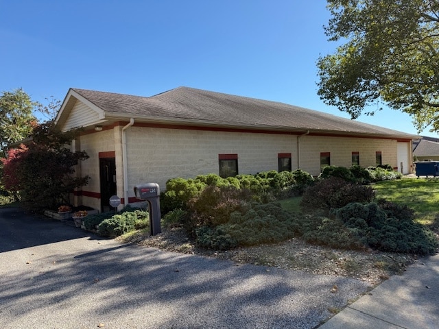 95 16th St SW, Barberton, OH à vendre - Photo du bâtiment - Image 2 de 12