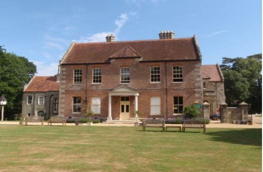 Landguard Manor Rd, Shanklin à louer - Photo du bâtiment - Image 1 de 2