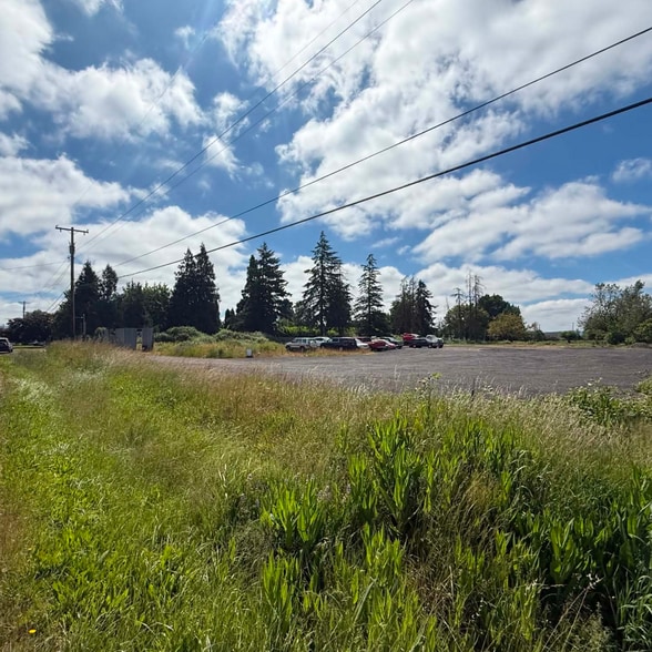 29882 Kelso St, Eugene, OR for lease - Building Photo - Image 3 of 11