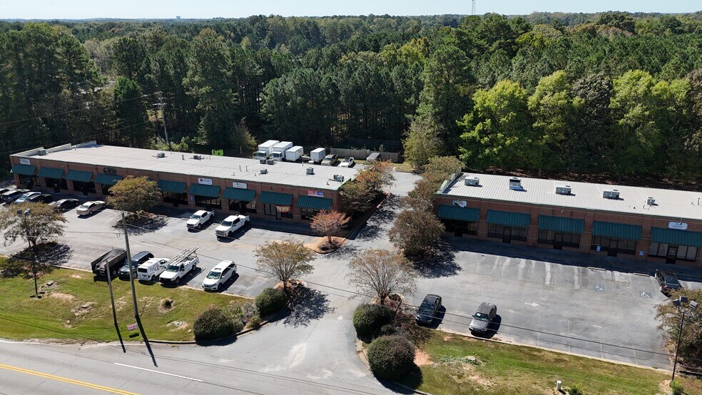 116 Tyrone Palmetto Rd, Tyrone, GA à vendre - Photo du bâtiment - Image 2 de 11