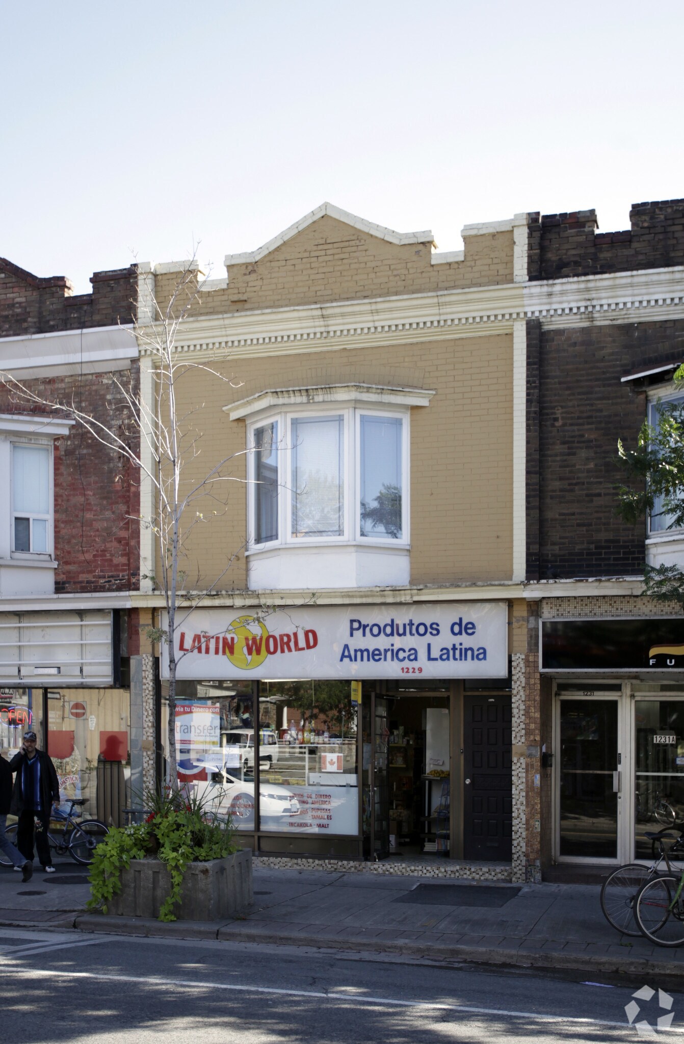 1229 Bloor St W, Toronto, ON à vendre Photo principale- Image 1 de 1