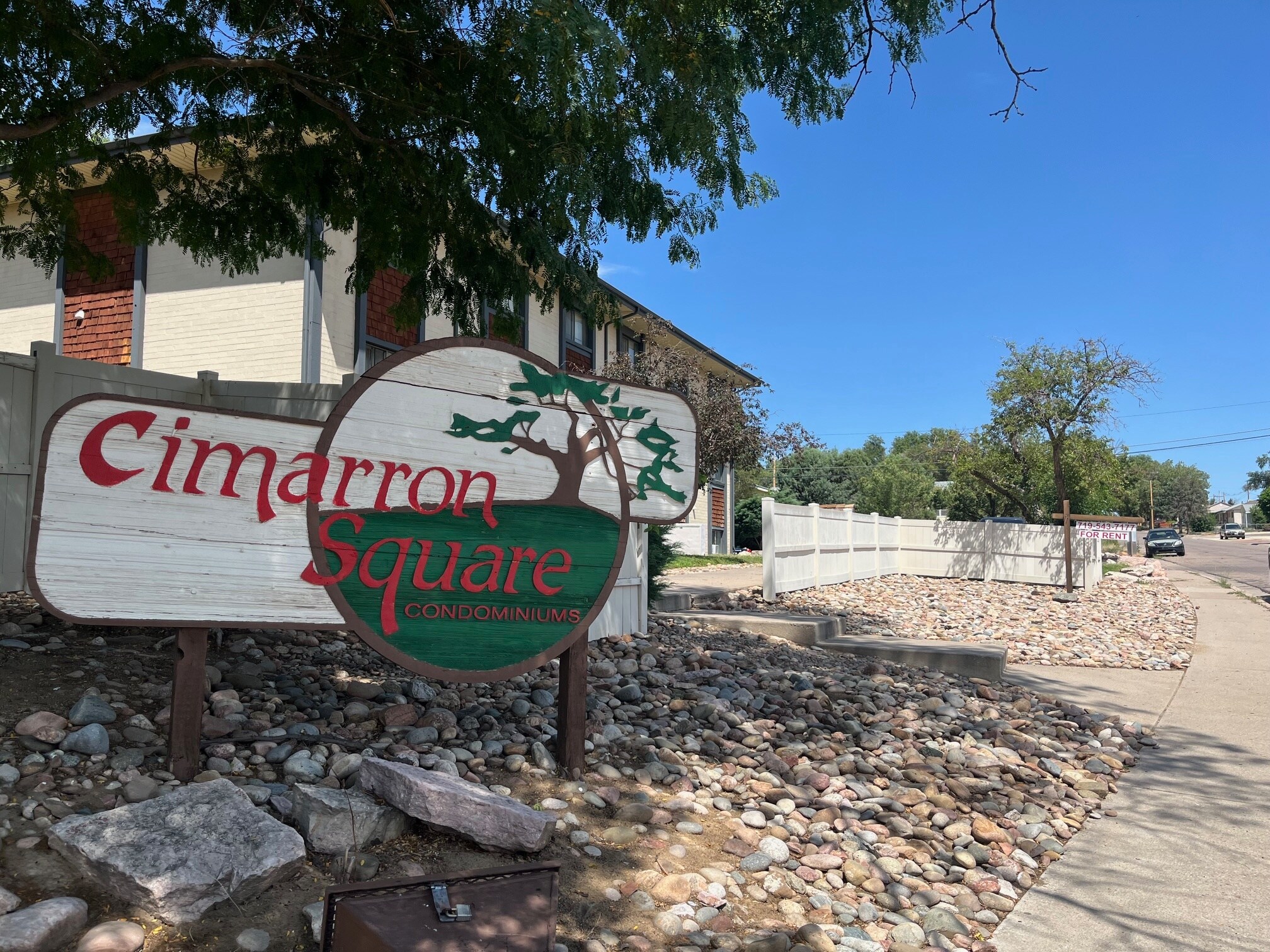 1021 Ruppel St, Pueblo, CO à vendre Photo du bâtiment- Image 1 de 1