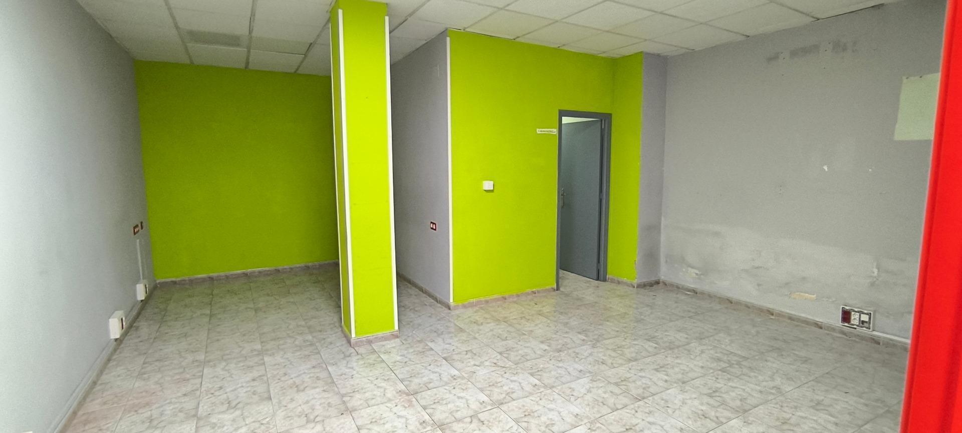 Retail in Cieza, Murcia for lease Interior Photo- Image 1 of 19