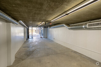 334 S Main St, Los Angeles, CA for lease Interior Photo- Image 2 of 2