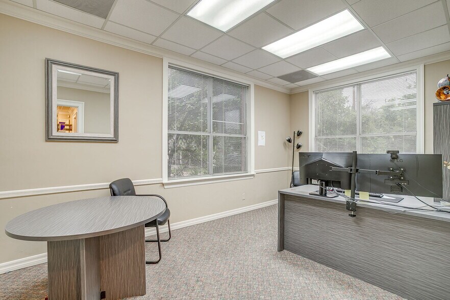 1309 W Abram St, Arlington, TX à vendre - Photo du bâtiment - Image 3 de 10