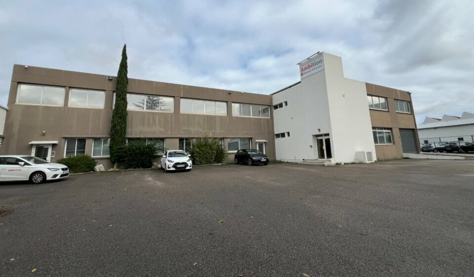 12 Rue Des Piverts, Saint-Priest à vendre - Photo du bâtiment - Image 2 de 7