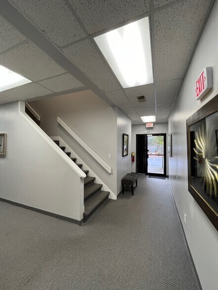 111 Petrol Pt, Peachtree City, GA for lease - Interior Photo - Image 2 of 5