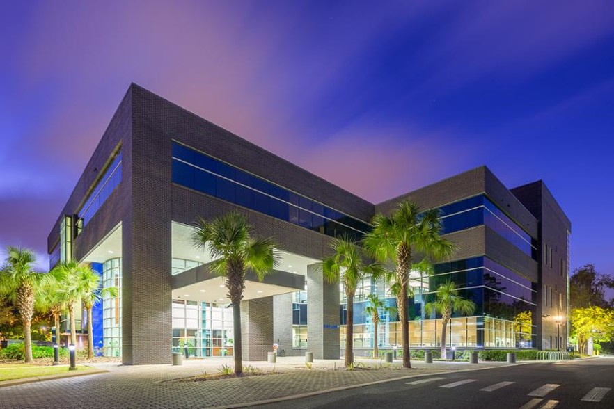 5950 NW 1st Pl, Gainesville, FL for lease - Building Photo - Image 3 of 16