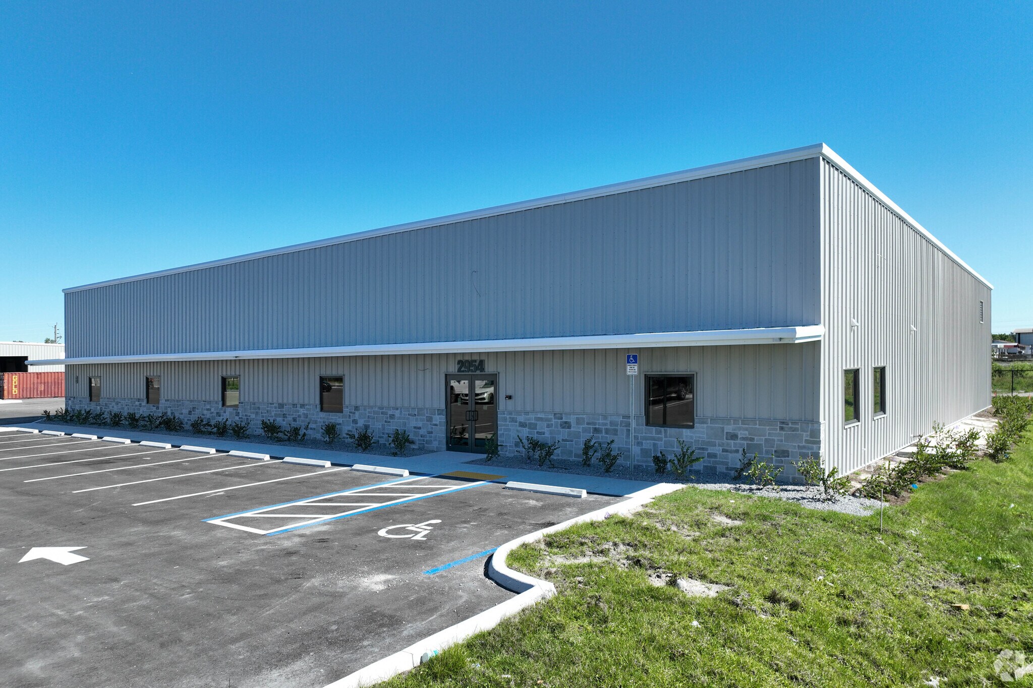 2954 Van Buren St, Fort Myers, FL for lease Primary Photo- Image 1 of 21