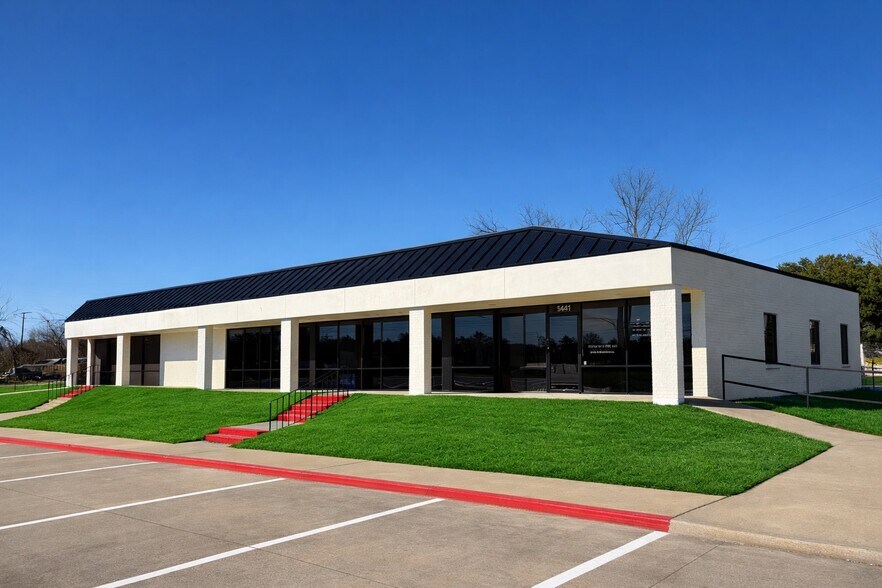 1449 Forest Ln, Garland, TX à louer - Photo du bâtiment - Image 3 de 22