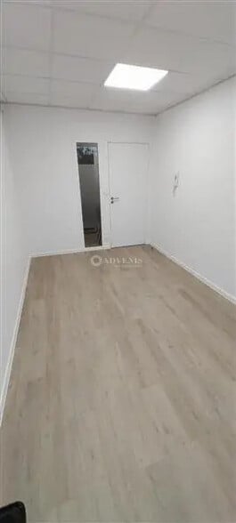 Bureau dans Rosny-sous-Bois à louer - Photo intérieure - Image 2 de 6