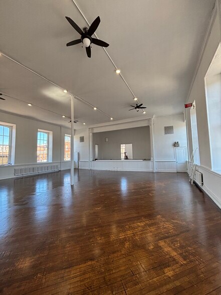 4200 Ridge Ave, Philadelphia, PA à vendre - Photo du bâtiment - Image 1 de 9