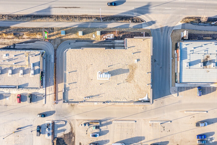 4381 167 Av NW, Edmonton, AB for sale - Aerial - Image 2 of 5