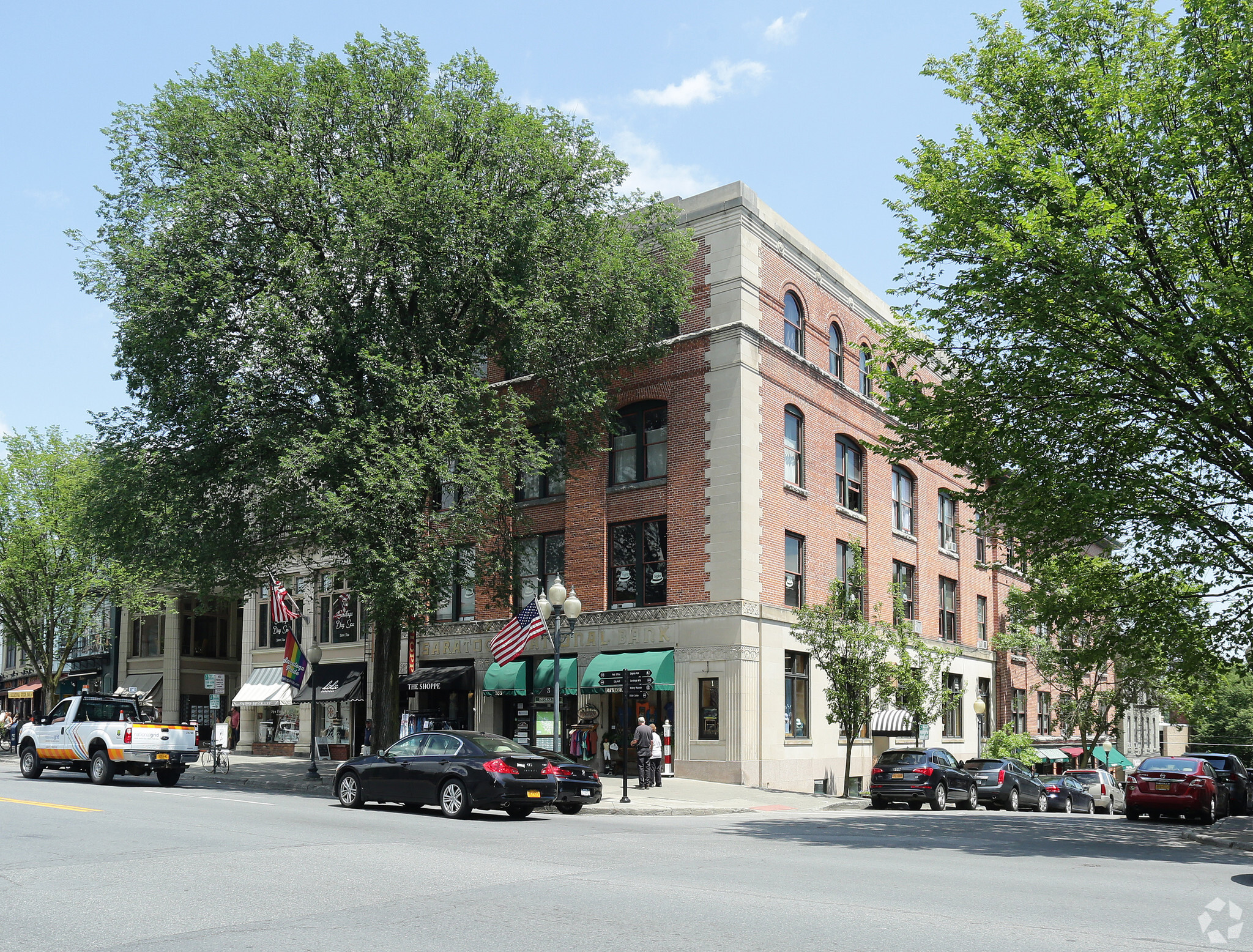 368 Broadway, Saratoga Springs, NY for sale Primary Photo- Image 1 of 1