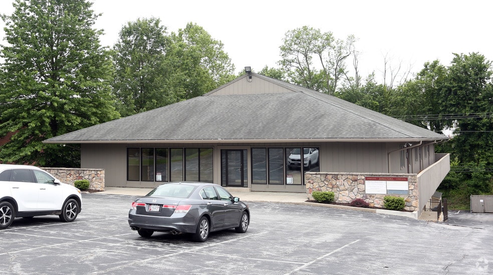 9025 Chevrolet Dr, Ellicott City, MD for lease - Primary Photo - Image 1 of 14