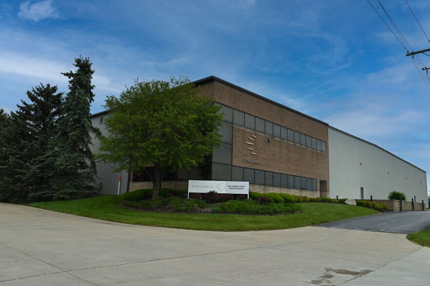 2605 Marion Dr, Kendallville, IN à vendre - Photo du bâtiment - Image 2 de 12