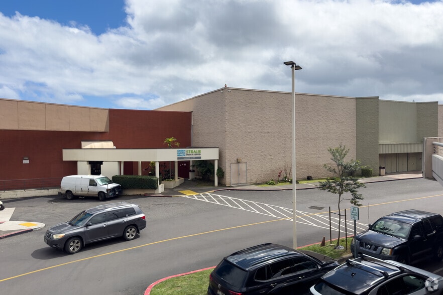 46-056 Kamehameha Hwy, Kāneohe, HI for lease - Building Photo - Image 2 of 6