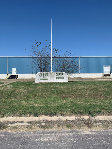 1301 Industrial Park Rd, Mountain Grove, MO à vendre - Photo principale - Image 2 de 14