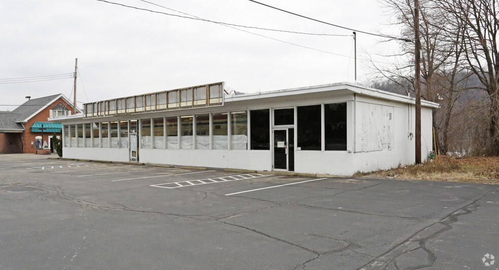 1112 Pittsburgh St, Cheswick, PA for lease - Building Photo - Image 2 of 4