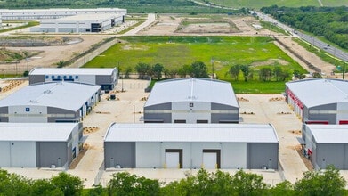 5601 FM 973, Del Valle, TX à louer Photo intérieure- Image 2 de 2
