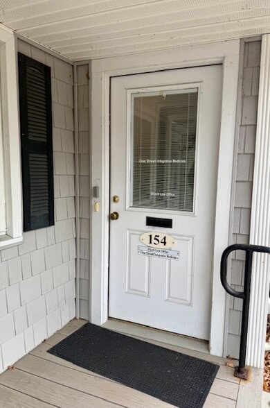 154 Pleasant St, North Andover, MA for lease - Building Photo - Image 3 of 7