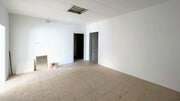 Interior local